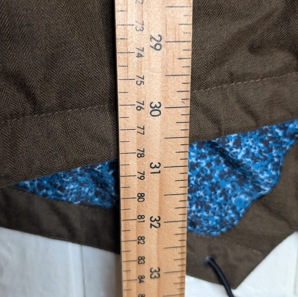 249-O'Neill Junior Brown Ski Jacket Look New With A Tiny Mark On The Front Asis - Picture 5 of 7